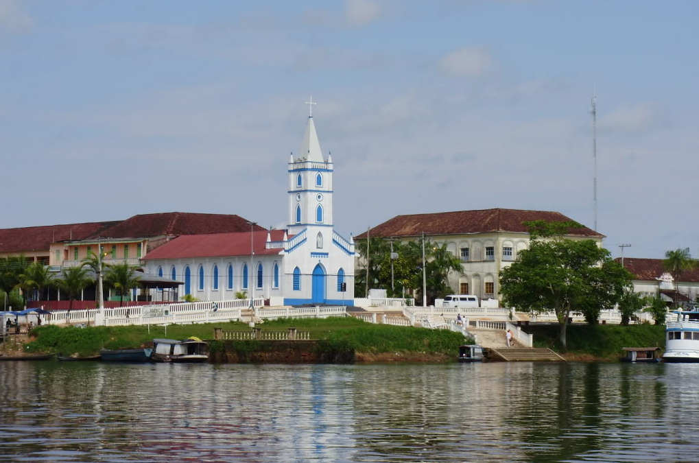 Do orgulho ferido ao futuro ancestral: o que Barcelos, cidade do interior do Amazonas, ensina sobre a urgência de valorizar a moda feita no Brasil